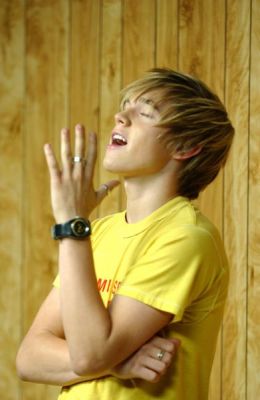 jesse McCartney4.jpg